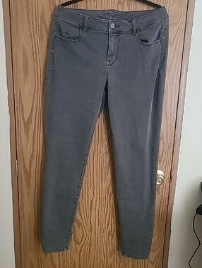 Maurices 16 Tall Gray Women’s Jeggings